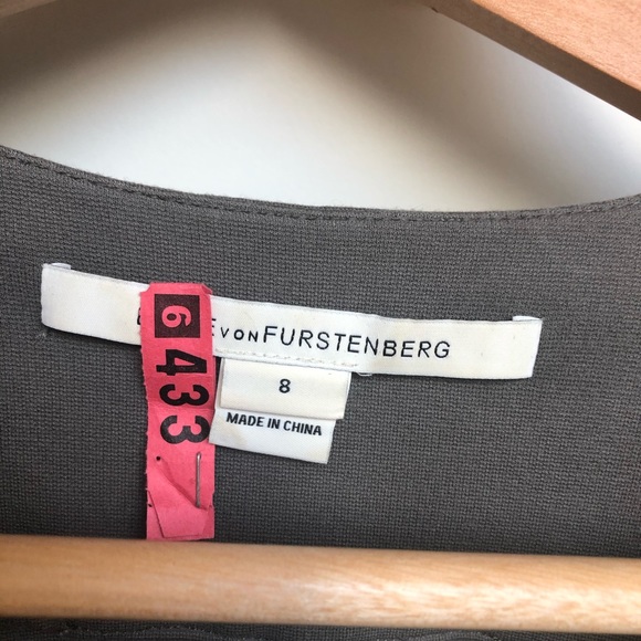 Diane Von Furstenberg Sharby colour block dress - Picture 9 of 9